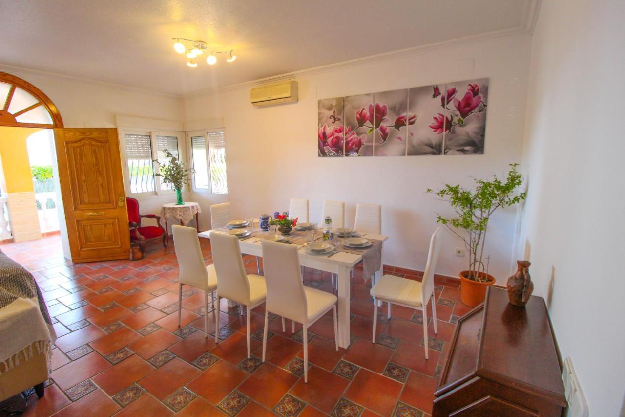Great Villa, Sea Views, 20 Secs Walk To The Beach, Bbq, 9 People, 5 Mins Car From Alicante City Center, Sailing Club 3 Mins Walk Exterior foto
