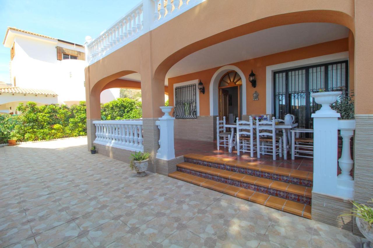 Great Villa, Sea Views, 20 Secs Walk To The Beach, Bbq, 9 People, 5 Mins Car From Alicante City Center, Sailing Club 3 Mins Walk Exterior foto