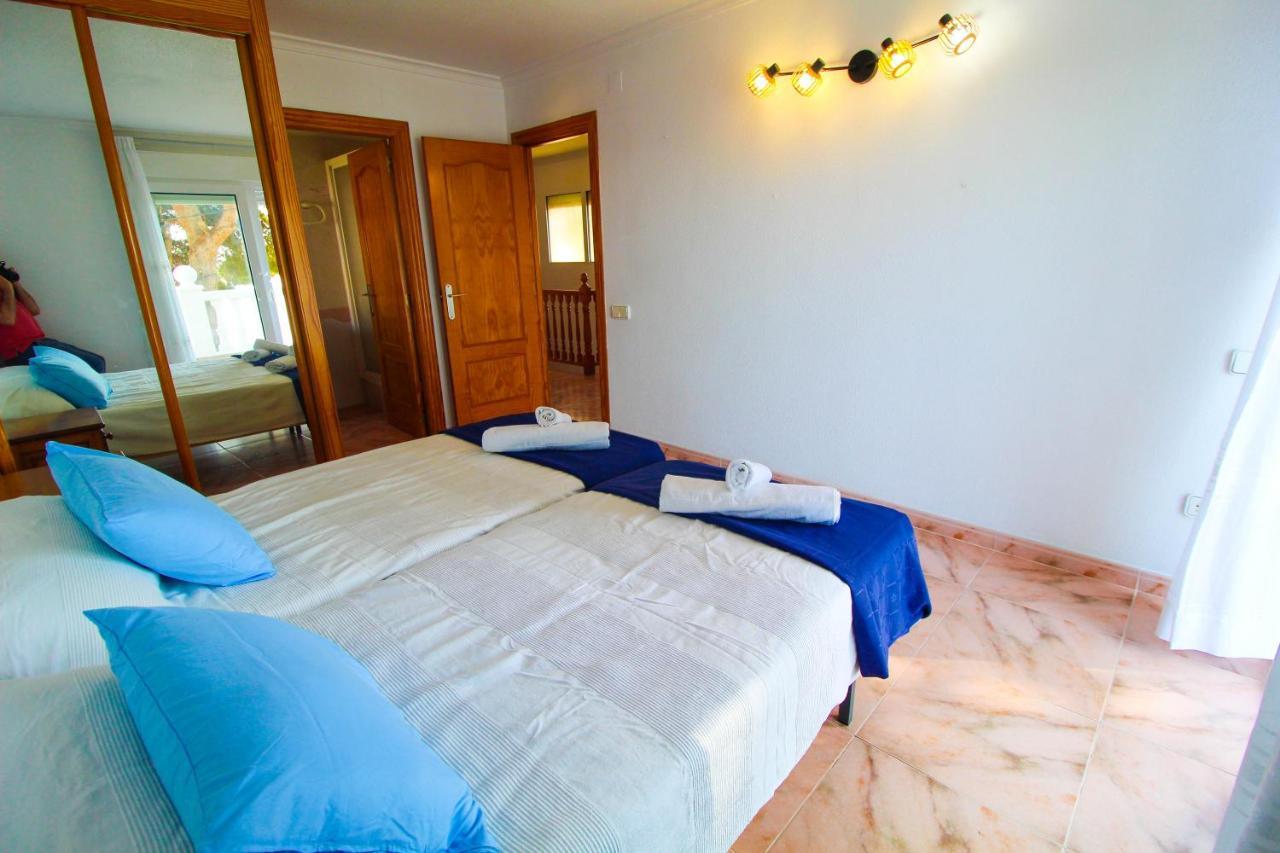 Great Villa, Sea Views, 20 Secs Walk To The Beach, Bbq, 9 People, 5 Mins Car From Alicante City Center, Sailing Club 3 Mins Walk Exterior foto