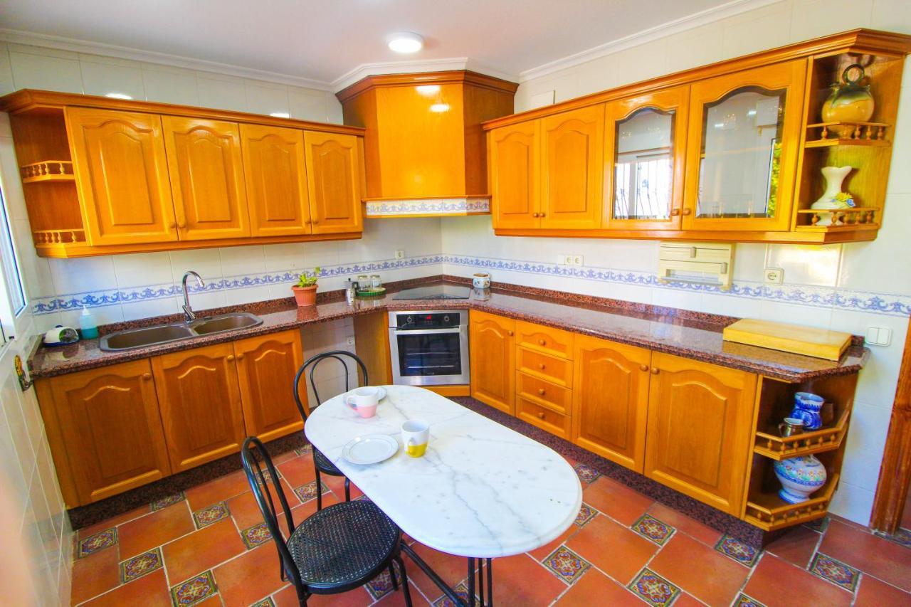 Great Villa, Sea Views, 20 Secs Walk To The Beach, Bbq, 9 People, 5 Mins Car From Alicante City Center, Sailing Club 3 Mins Walk Exterior foto