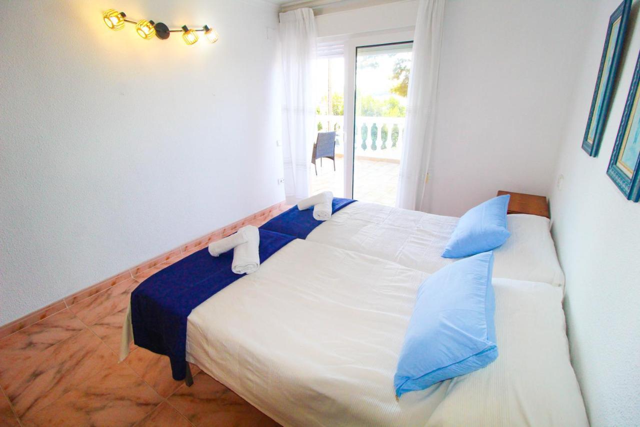 Great Villa, Sea Views, 20 Secs Walk To The Beach, Bbq, 9 People, 5 Mins Car From Alicante City Center, Sailing Club 3 Mins Walk Exterior foto