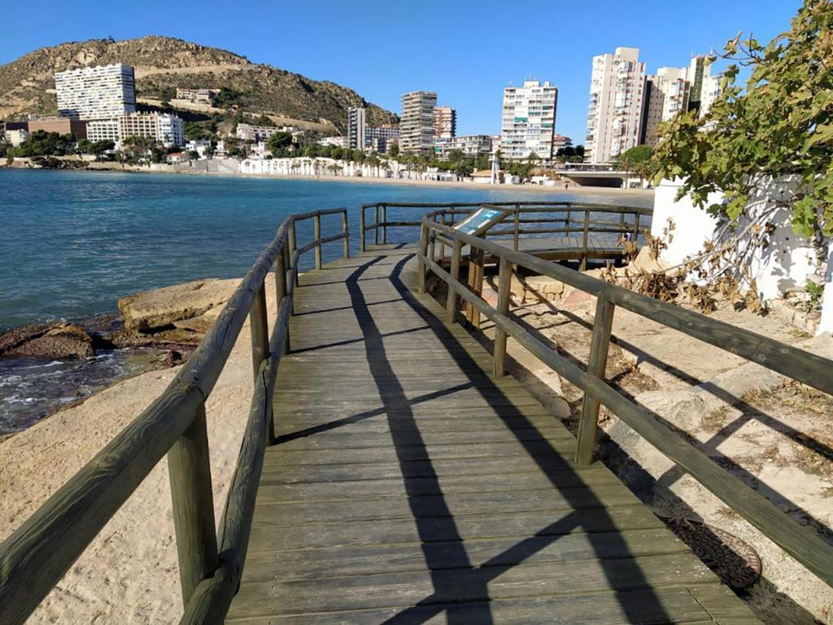 Great Villa, Sea Views, 20 Secs Walk To The Beach, Bbq, 9 People, 5 Mins Car From Alicante City Center, Sailing Club 3 Mins Walk Exterior foto